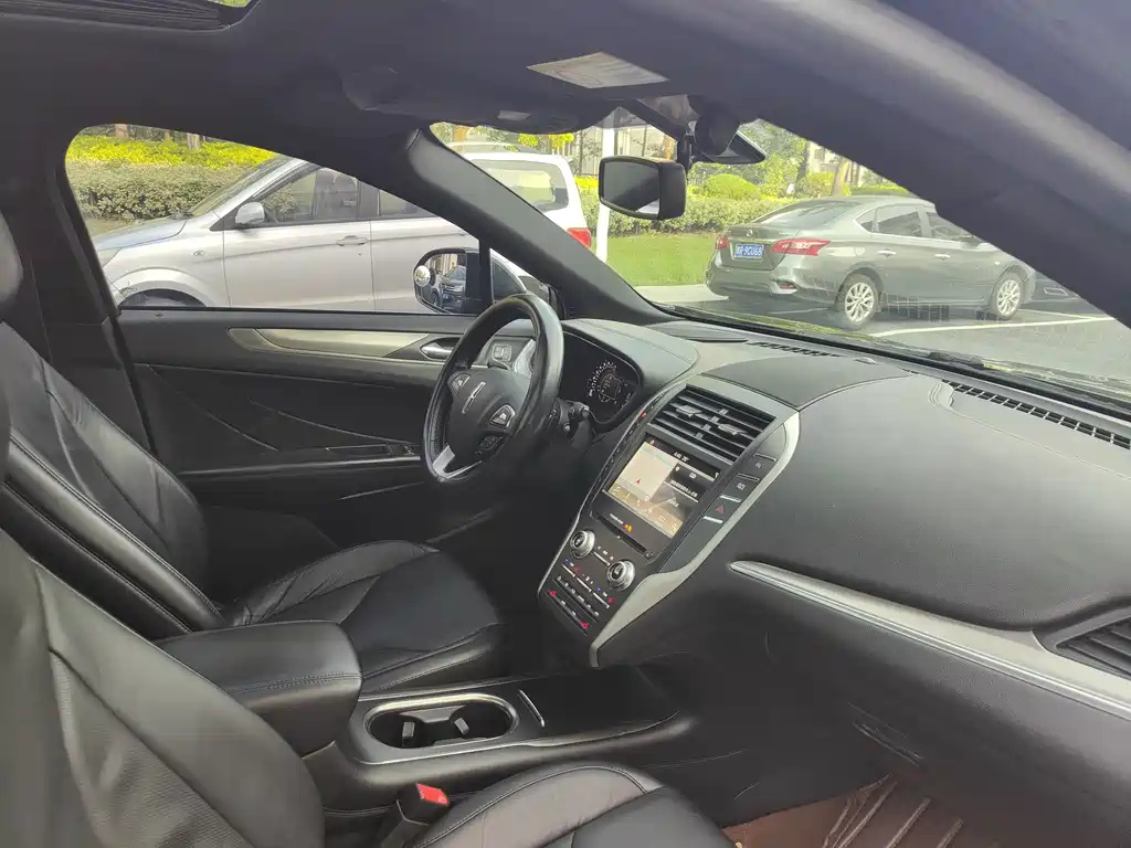 LINCOLN MKC 2018