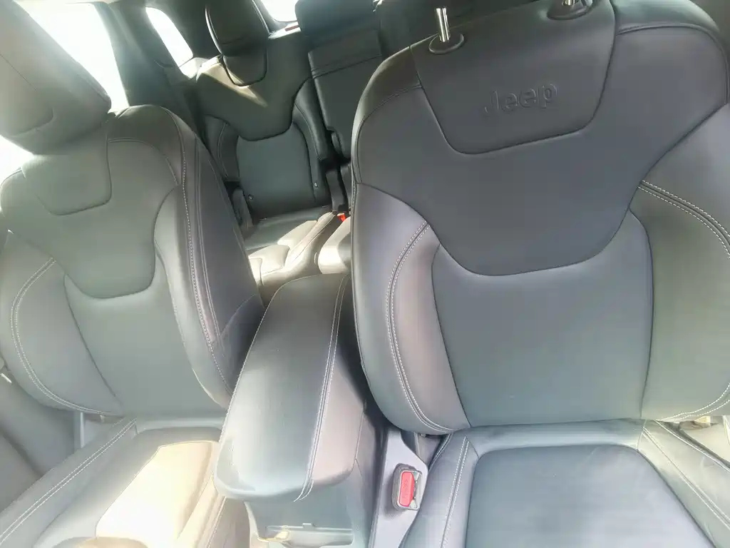 JEEP CHEROKEE 2017
