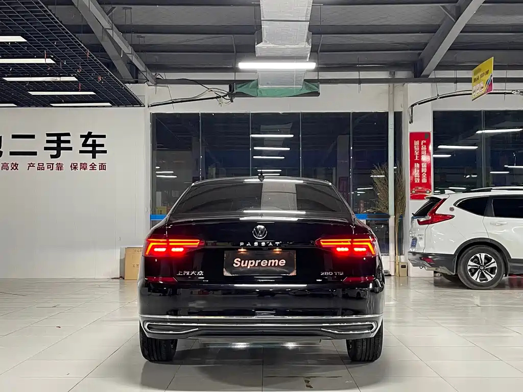 VOLKSWAGEN PASSAT 2021