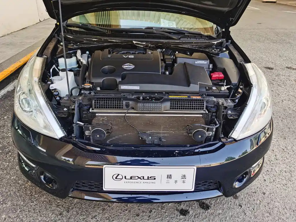 NISSAN TEANA 2011