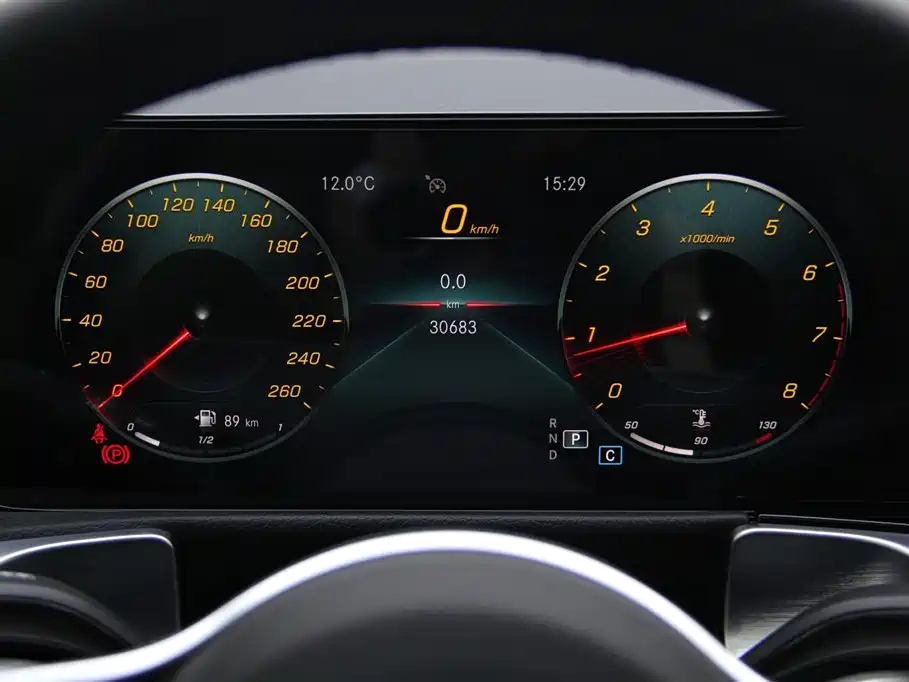 MERCEDES BENZ GLB 2021