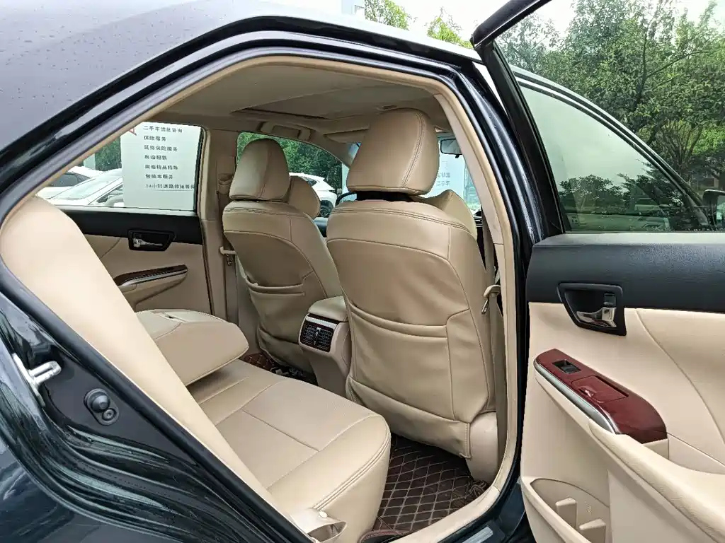 TOYOTA CAMRY 2014