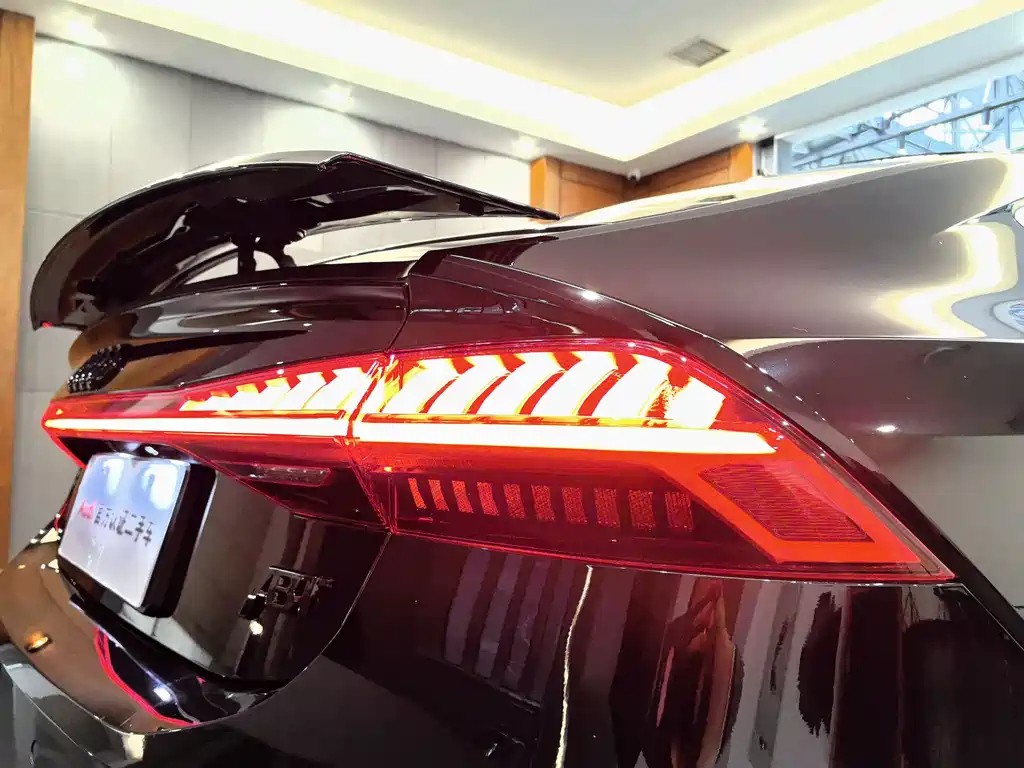 AUDI A7 2021