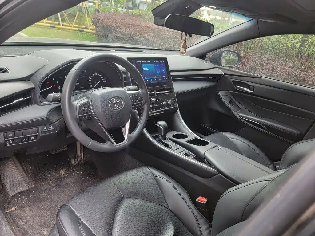 TOYOTA AVALON 2022