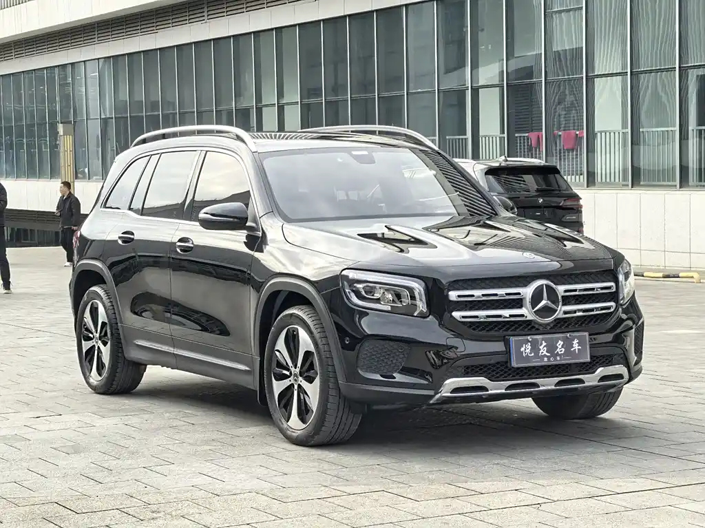 MERCEDES BENZ GLB 2022