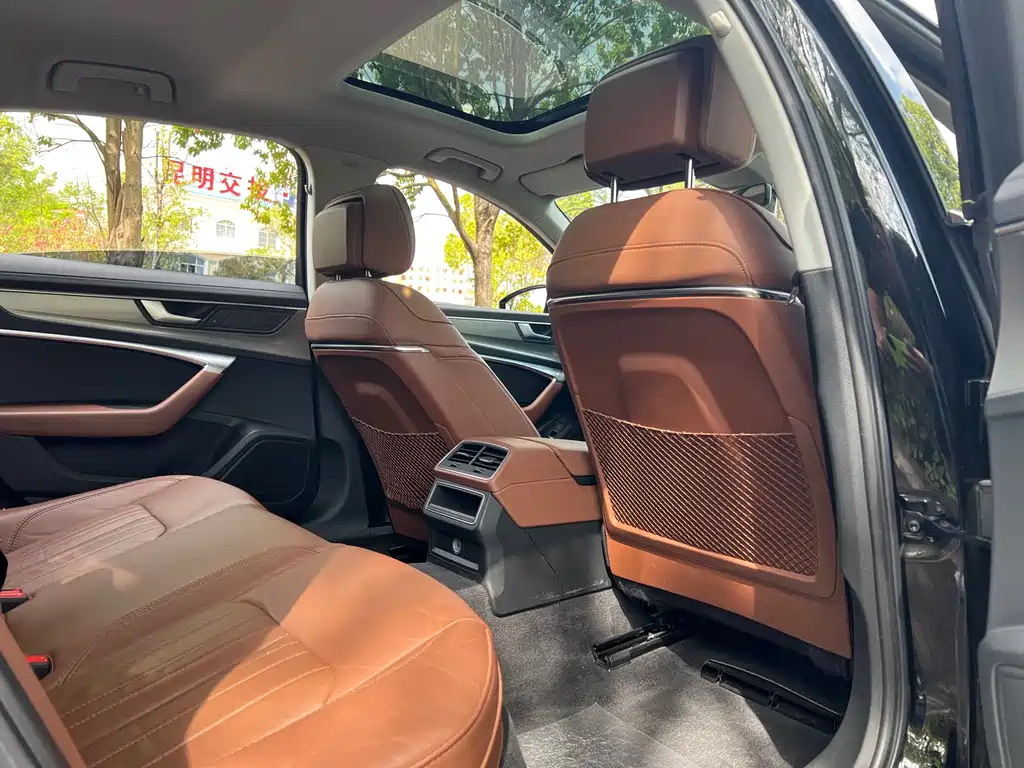 AUDI A6L 2021