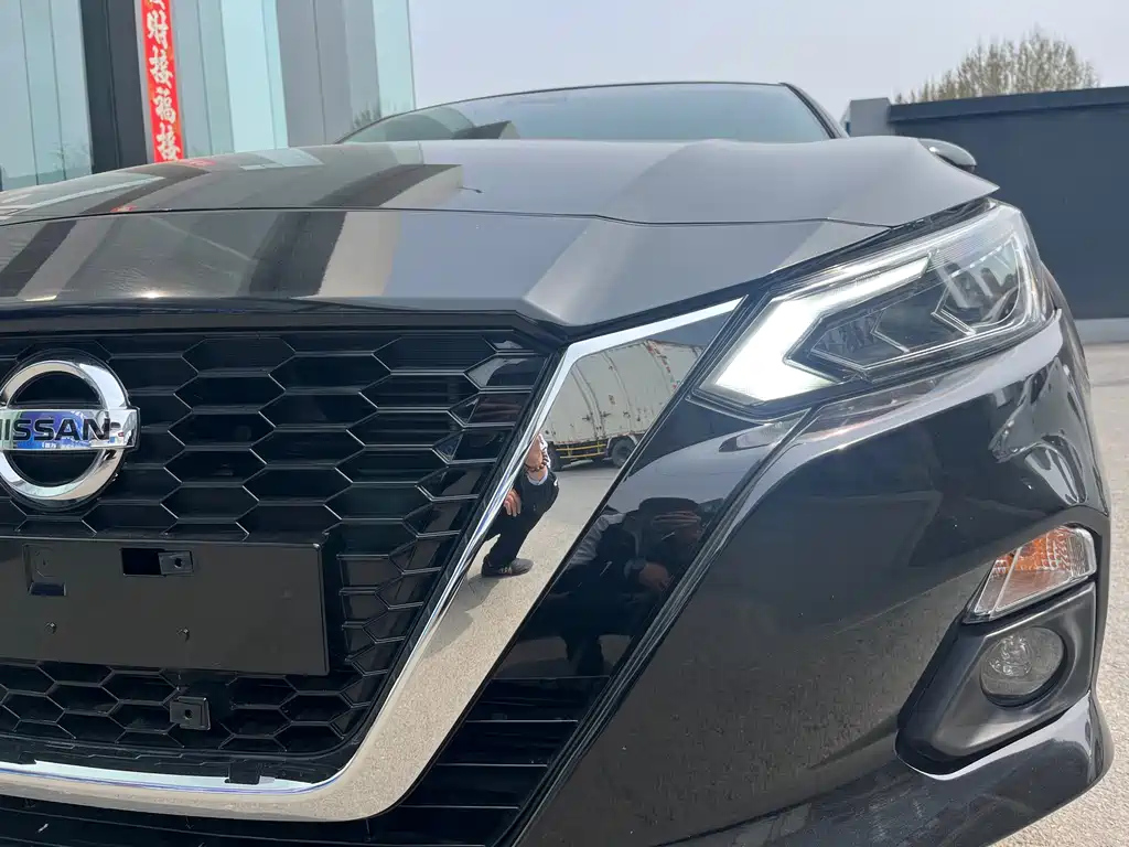 NISSAN TEANA 2021