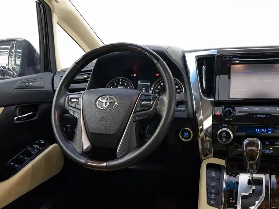TOYOTA ALPHARD 2019