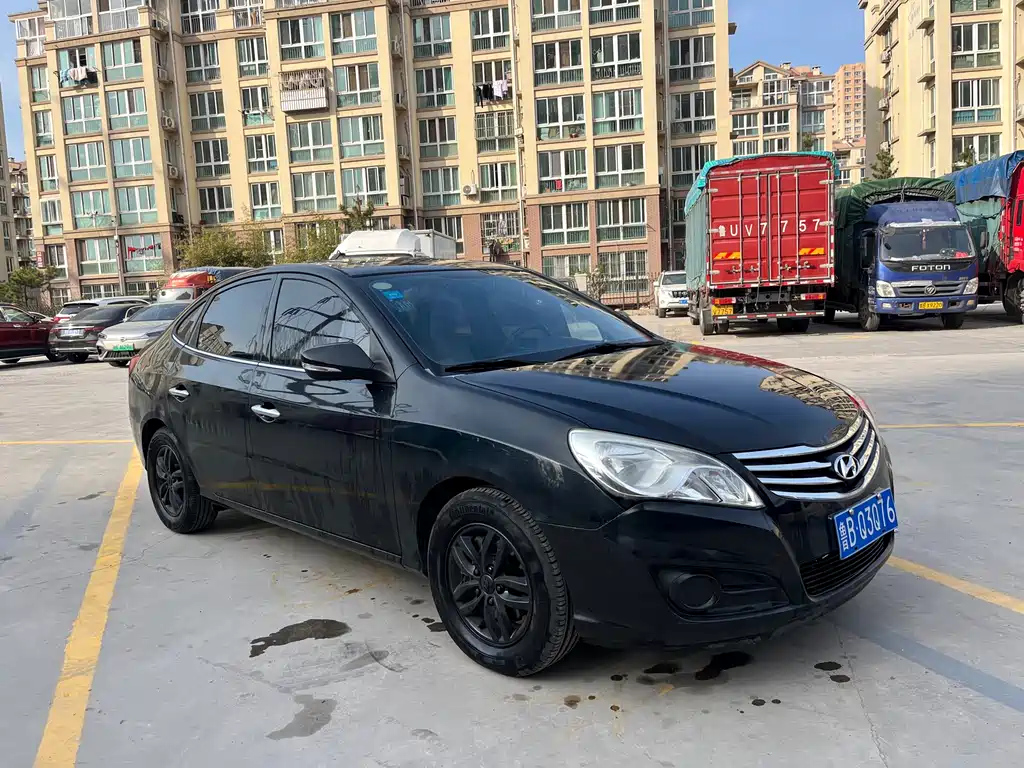 HYUNDAI CELESTA 2012