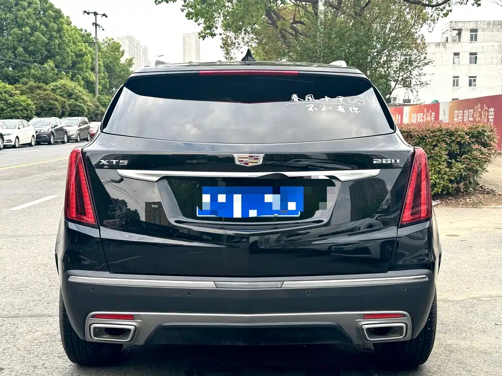 CADILLAC XT5 2021