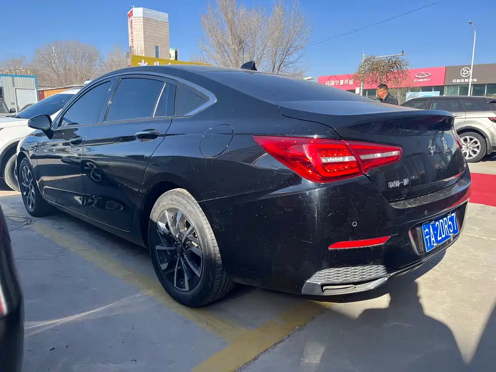 HONGQI H5 2021