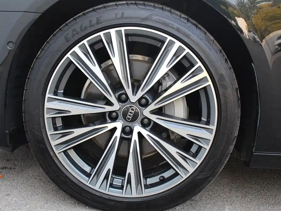 AUDI A6L 2023
