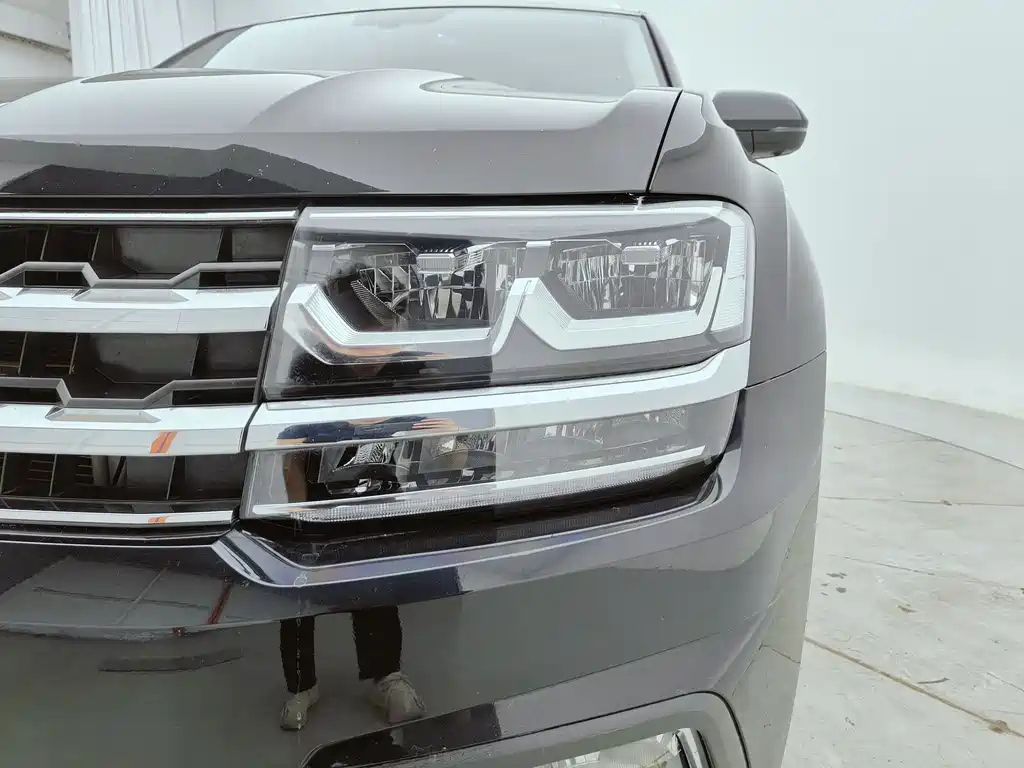 VOLKSWAGEN TOURAN 2020