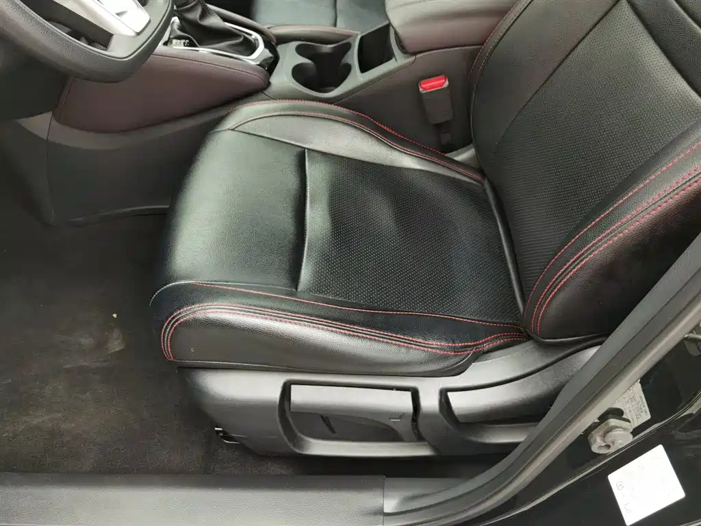 NISSAN QASHQAI 2021