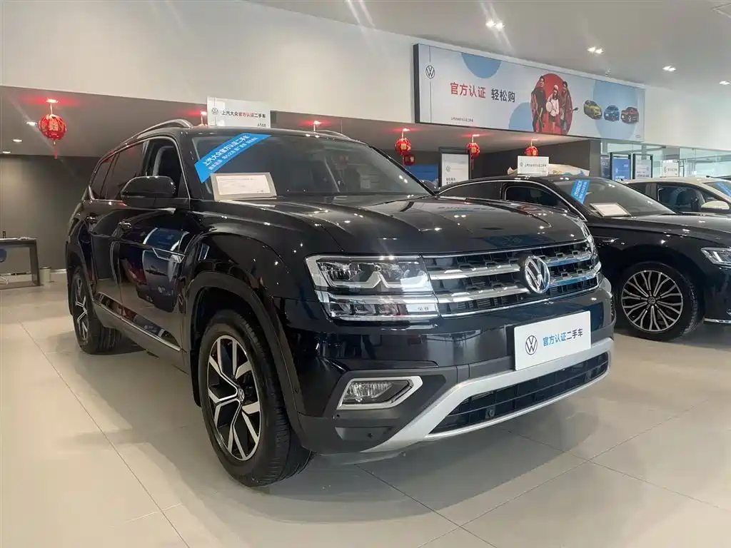 VOLKSWAGEN TOURAN 2021