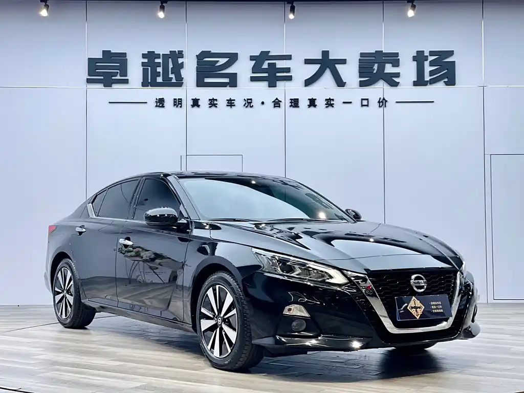 NISSAN TEANA 2021