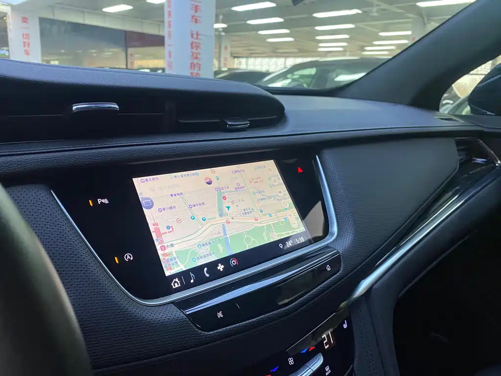 CADILLAC XT5 2022
