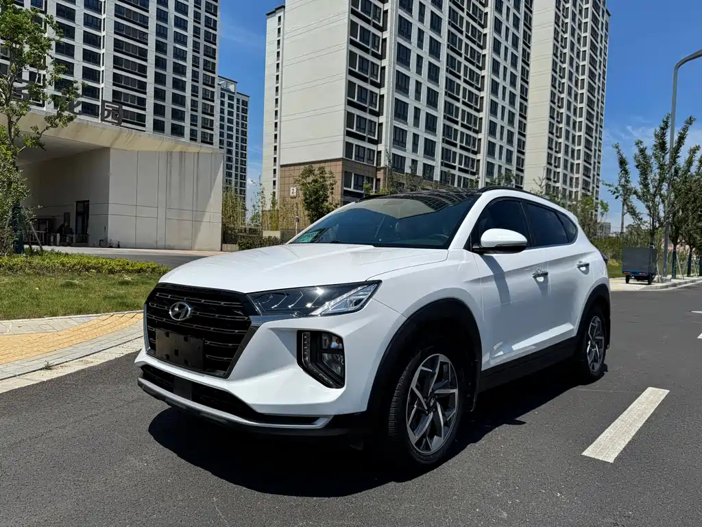HYUNDAI TUCSON 2020