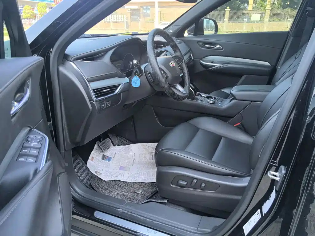 CADILLAC XT4 2020