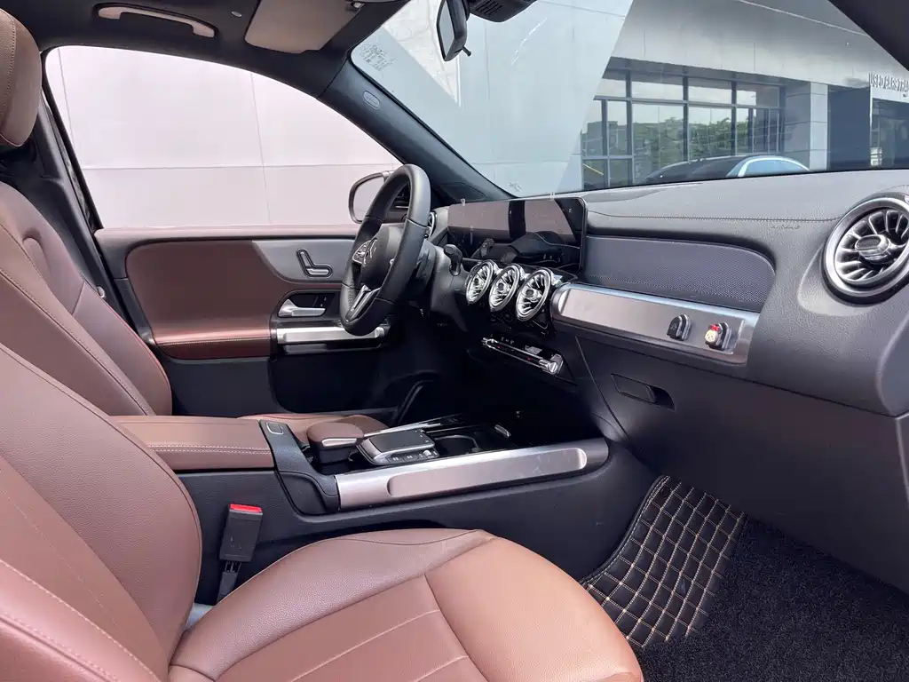 MERCEDES BENZ GLB 2022
