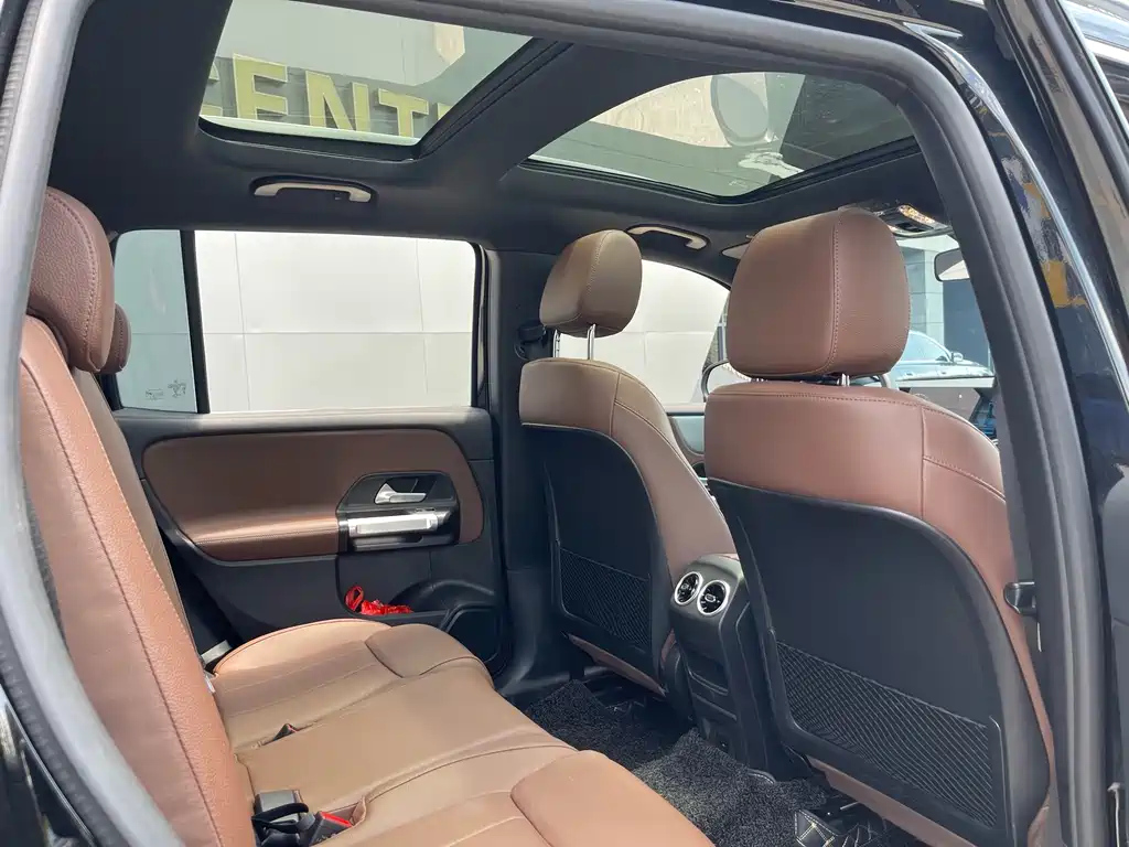 MERCEDES BENZ GLB 2022