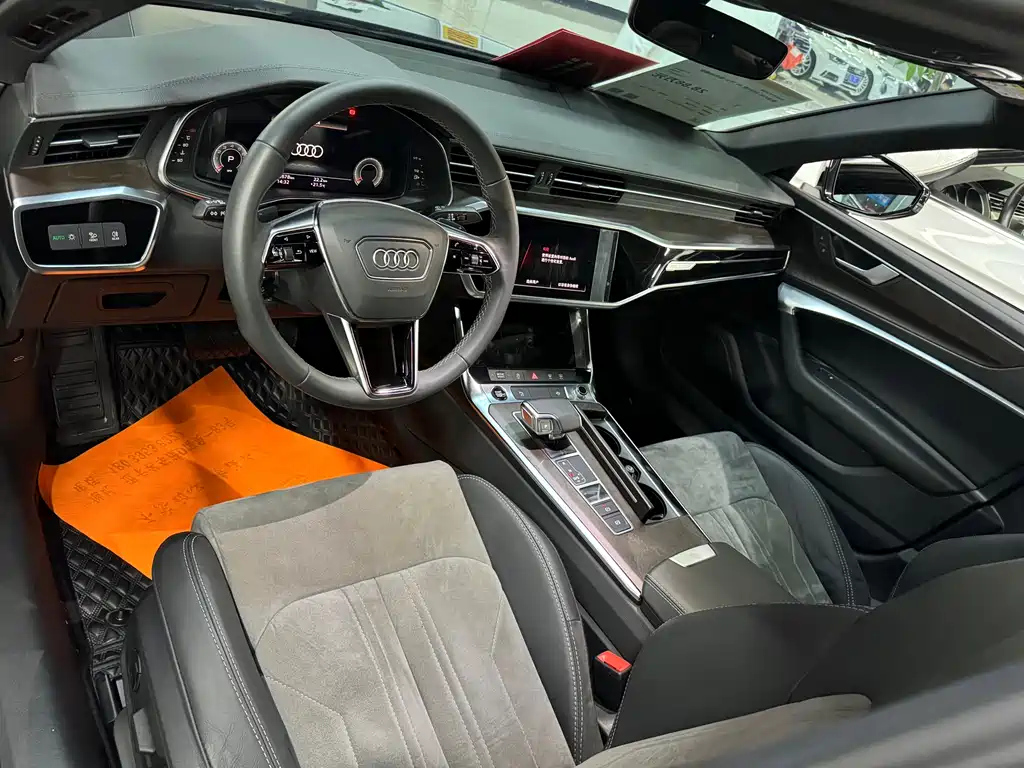 AUDI A6L 2021