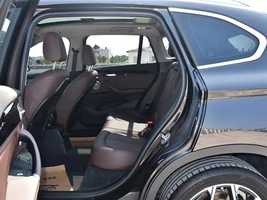 BMW X1 2021