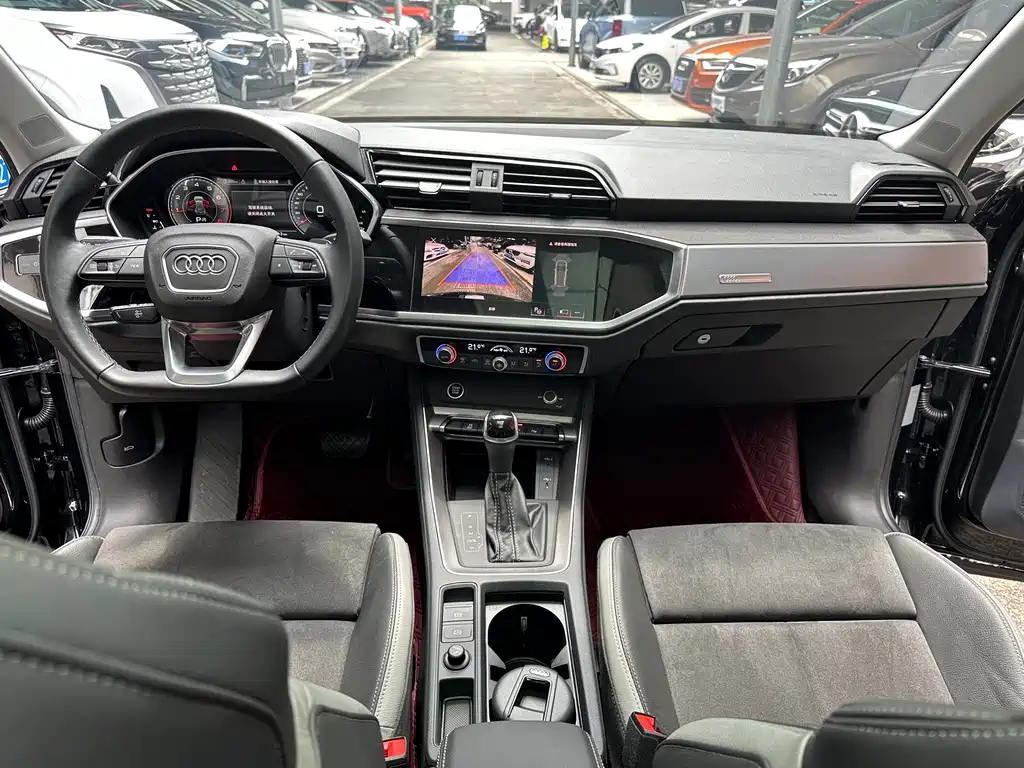 AUDI Q3 2022