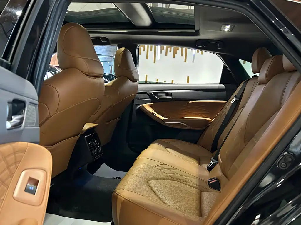 TOYOTA AVALON 2022