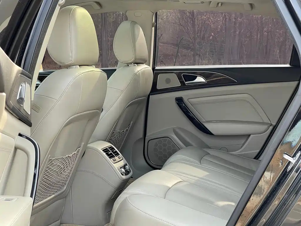ZOTYE Z700 2017
