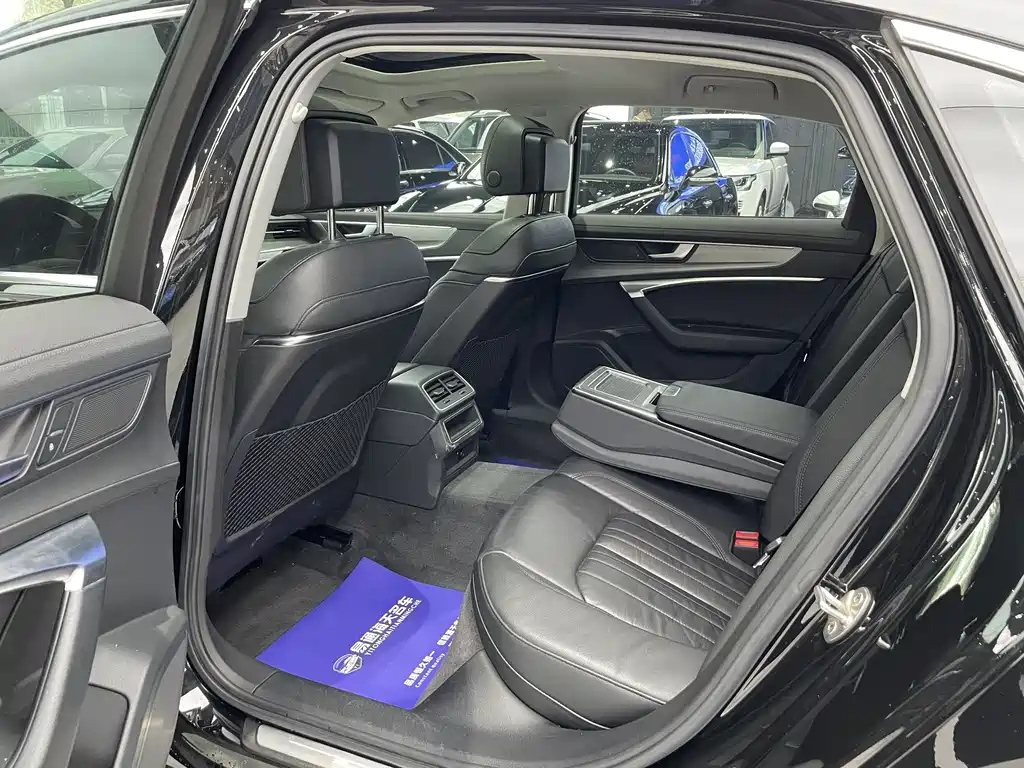 AUDI A6L 2021