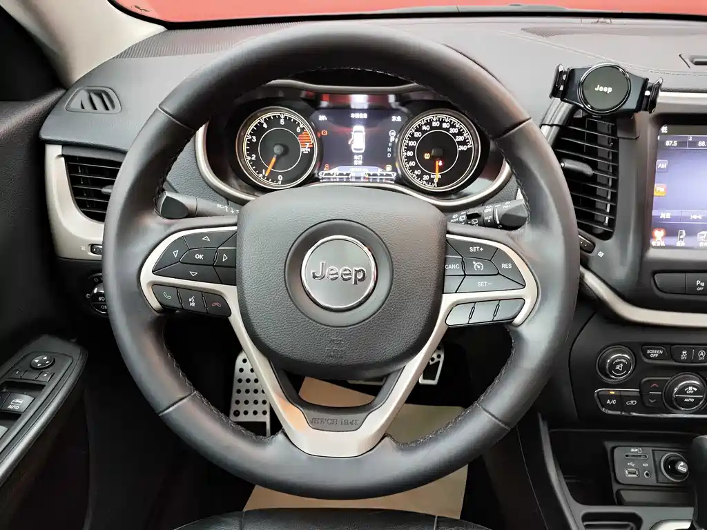 JEEP CHEROKEE 2017
