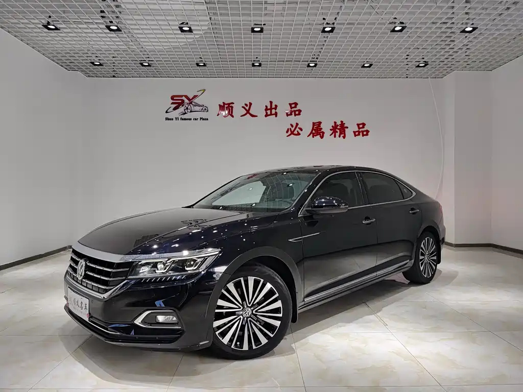VOLKSWAGEN PASSAT 2020