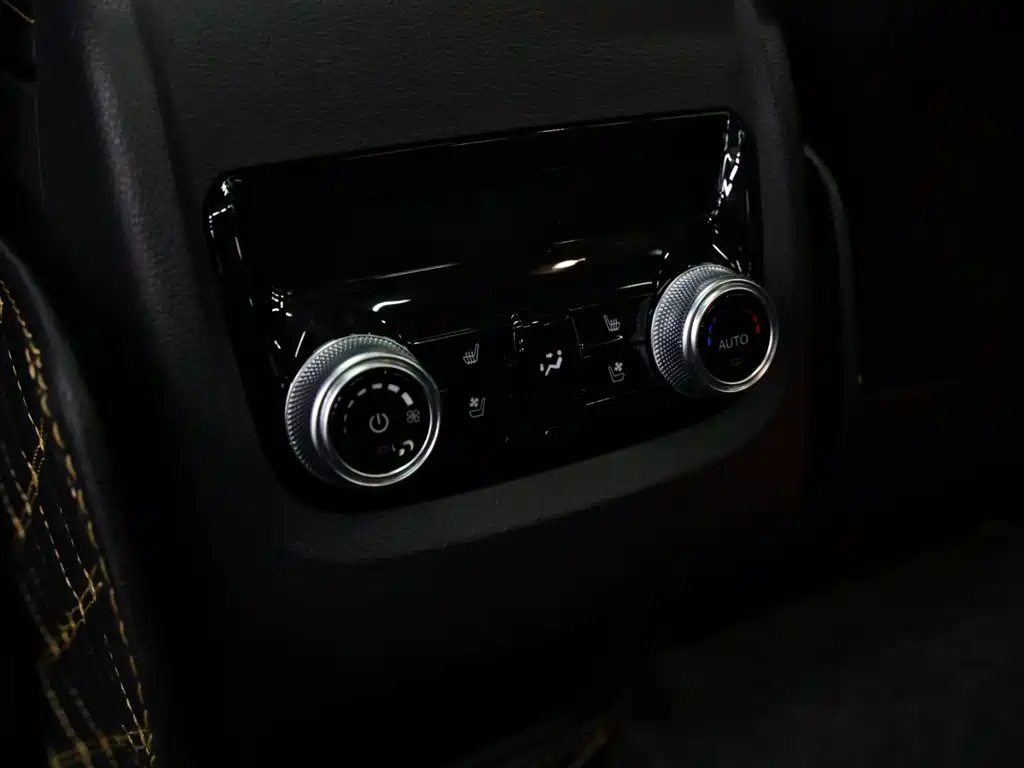 FORD EQUATOR 2021