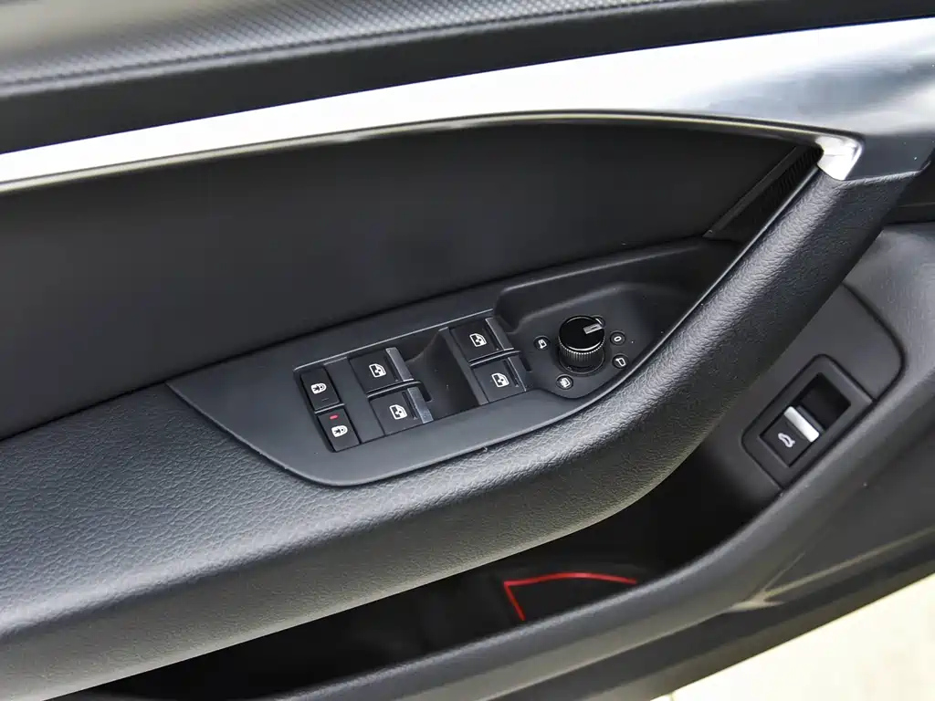 AUDI A6L 2021