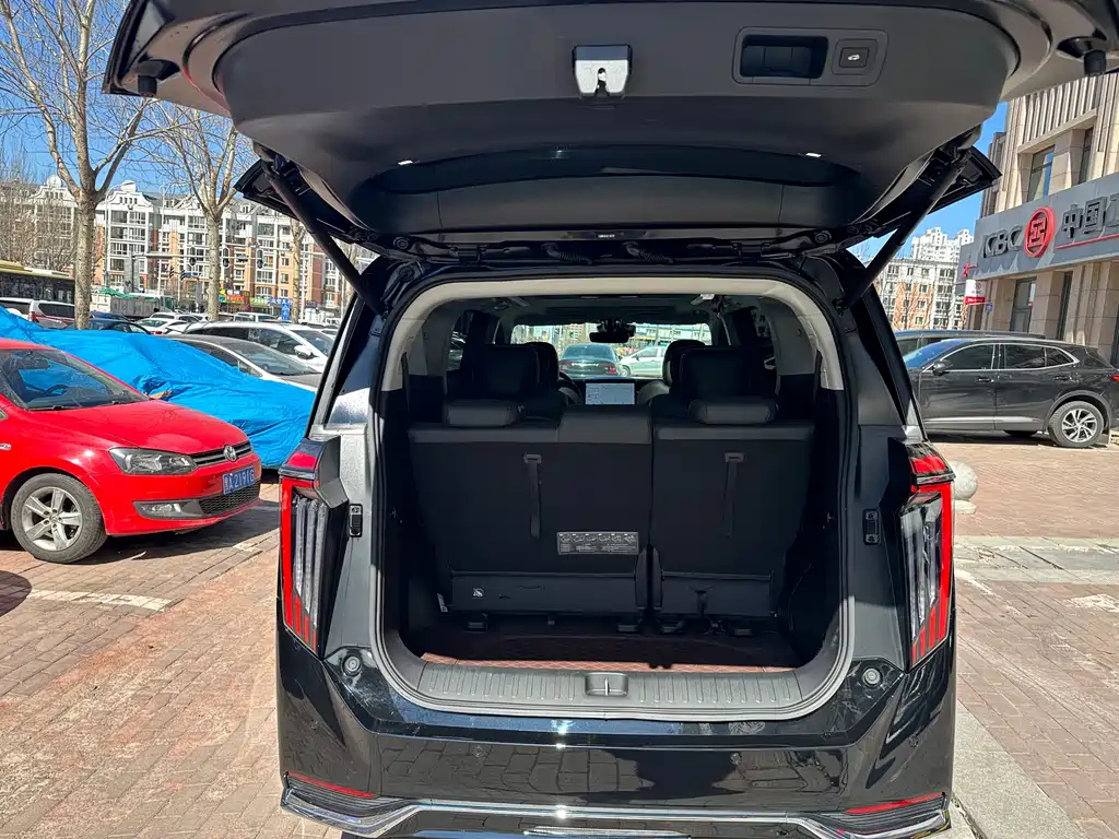TRUMPCHI M8 2023