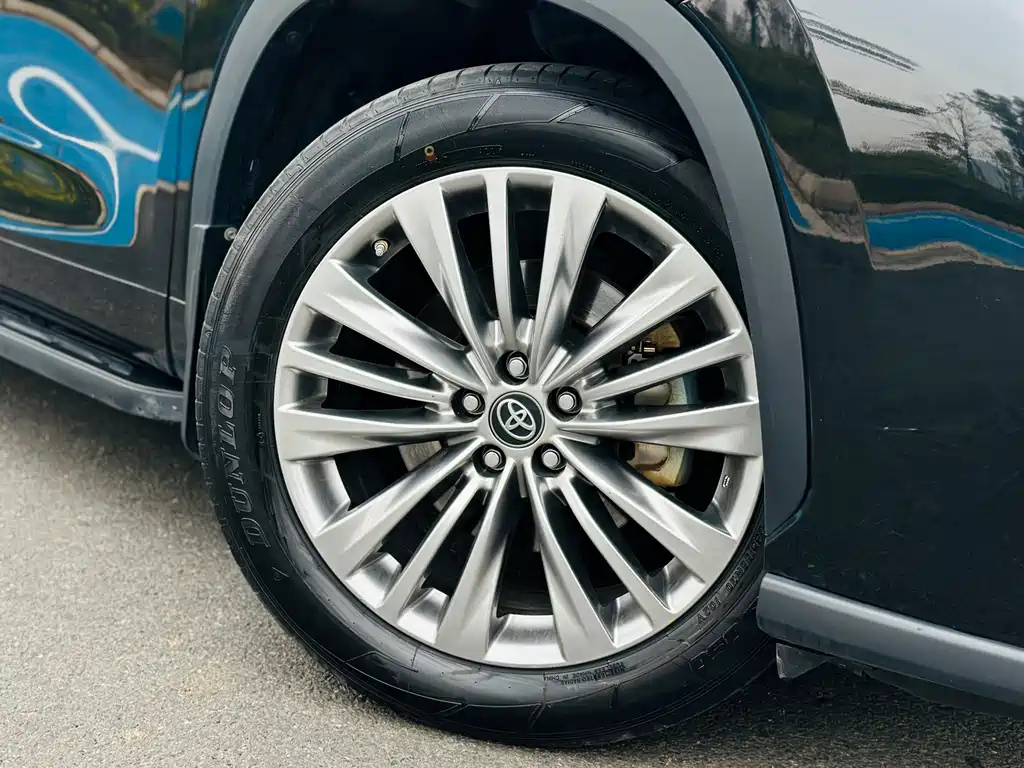 TOYOTA HIGHLANDER 2022