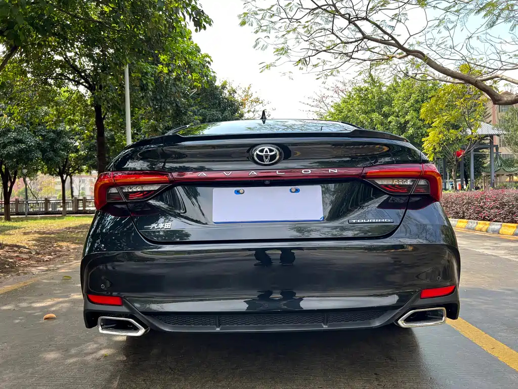 TOYOTA AVALON 2020