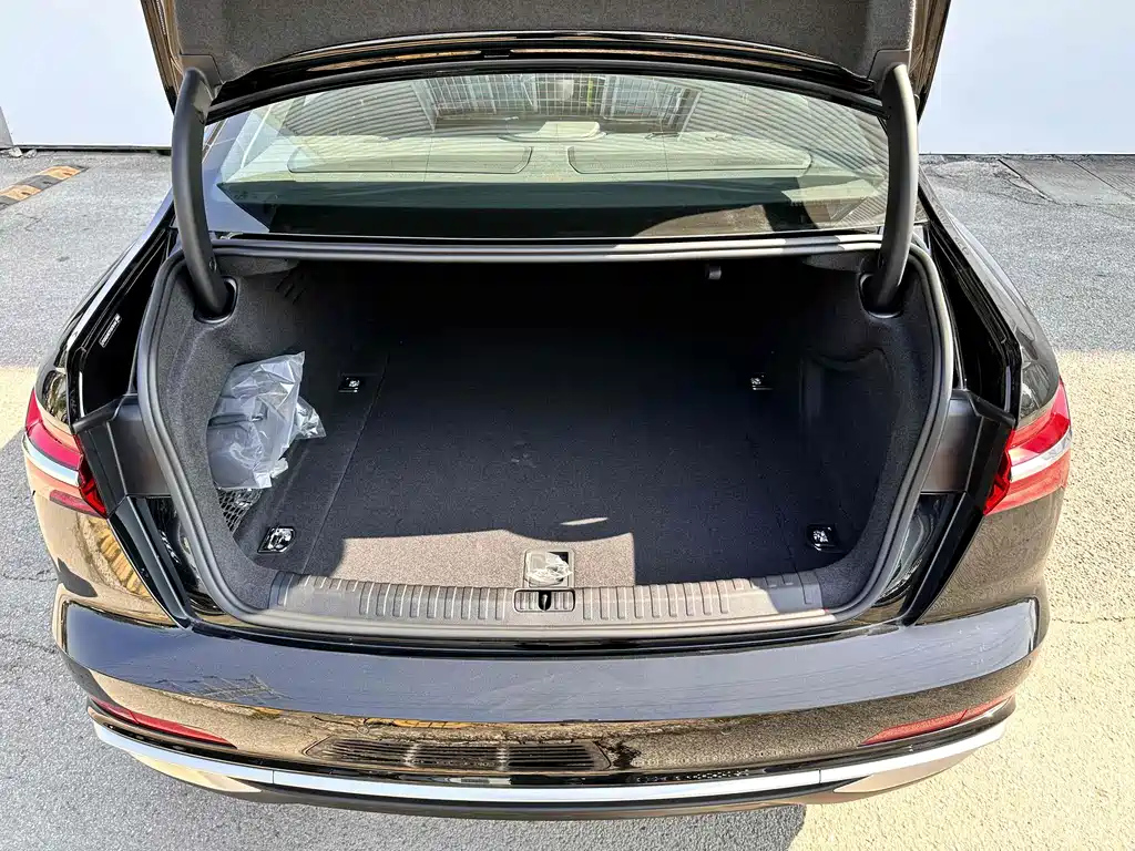 AUDI A6L 2022