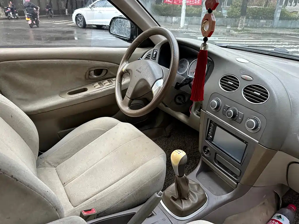 MITSUBISHI OTHER 2010