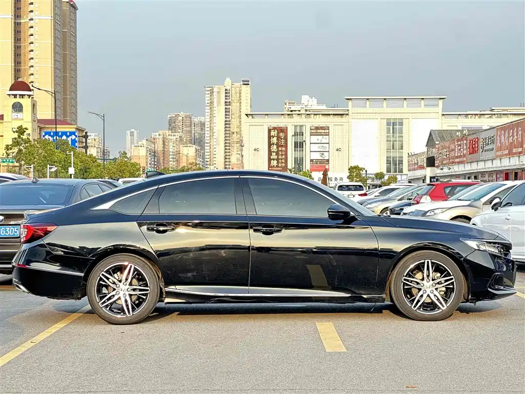 HONDA ACCORD 2023