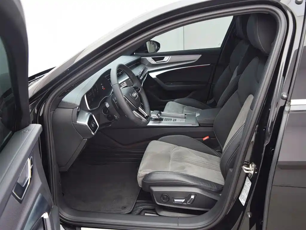 AUDI A6L 2021