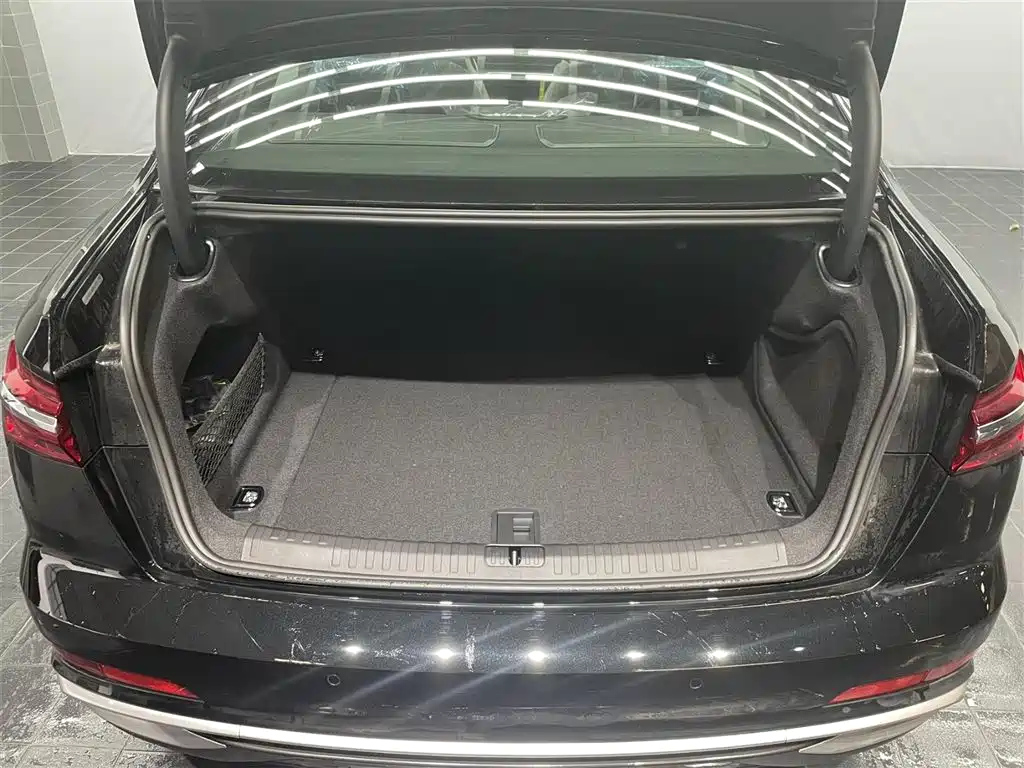 AUDI A6L 2024