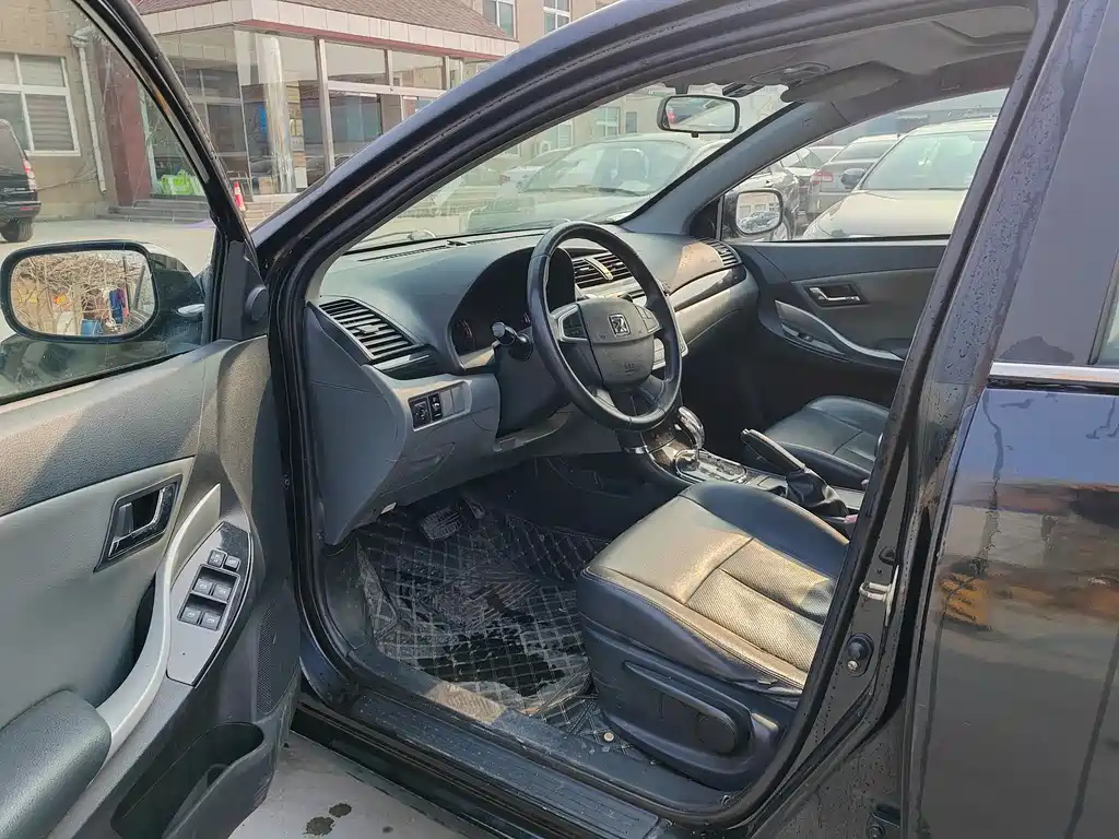 ZOTYE Z300 2014