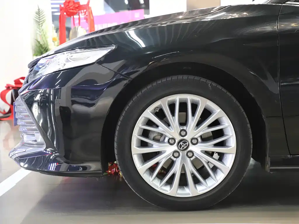 TOYOTA CAMRY 2018
