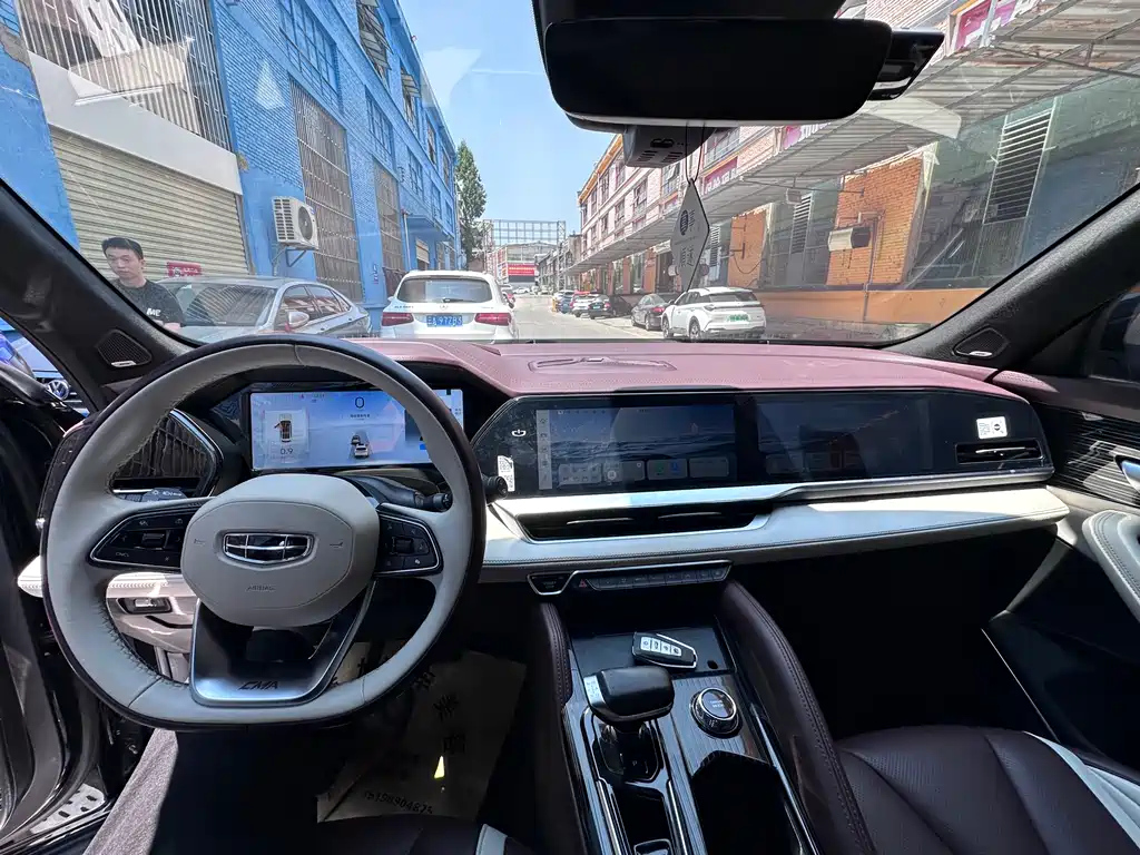 GEELY AUTO MONJARO 2022