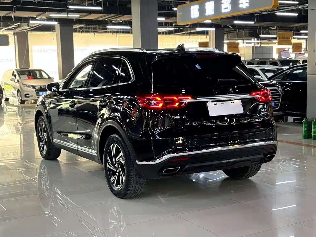 HONGQI HS5 2023
