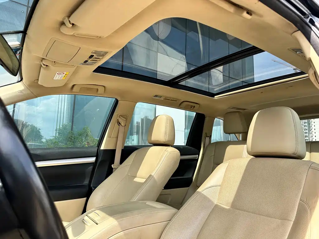 TOYOTA HIGHLANDER 2015