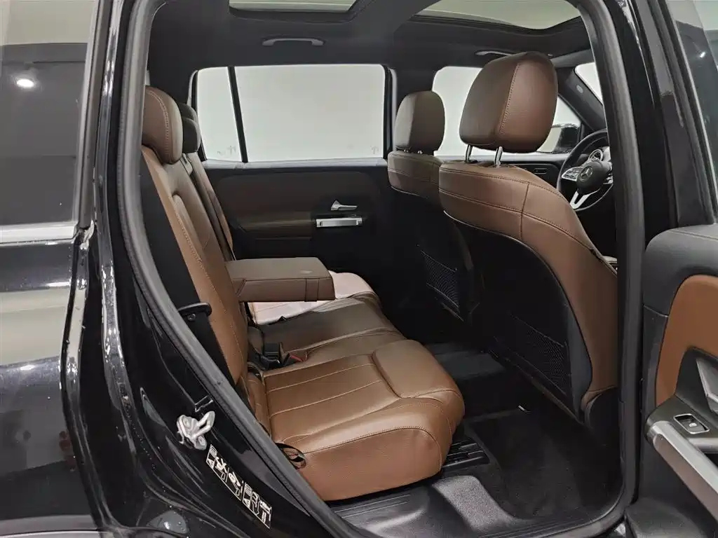 MERCEDES BENZ GLB 2021