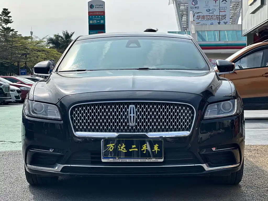 LINCOLN CONTINENTAL 2018